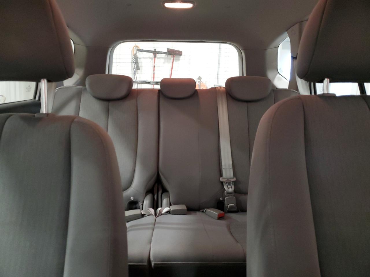 2007 Kia Rondo Base VIN: KNAFG525477088674 Lot: 65208865