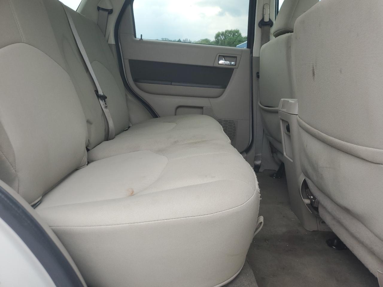2011 Mercury Mariner VIN: 4M2CN8B71BKJ01749 Lot: 64199345