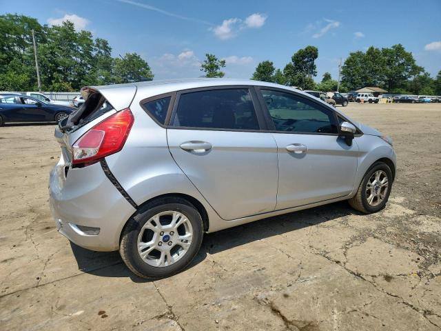  FORD FIESTA 2015 Silver