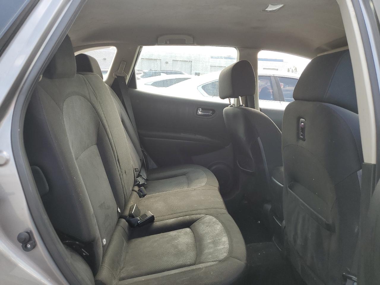 2015 Nissan Rogue Select S VIN: JN8AS5MTXFW666373 Lot: 65245095