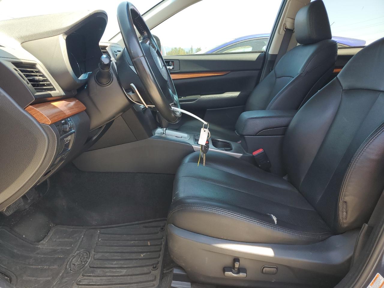 2013 Subaru Outback 2.5I Limited VIN: 4S4BRBKCXD3236852 Lot: 63988245