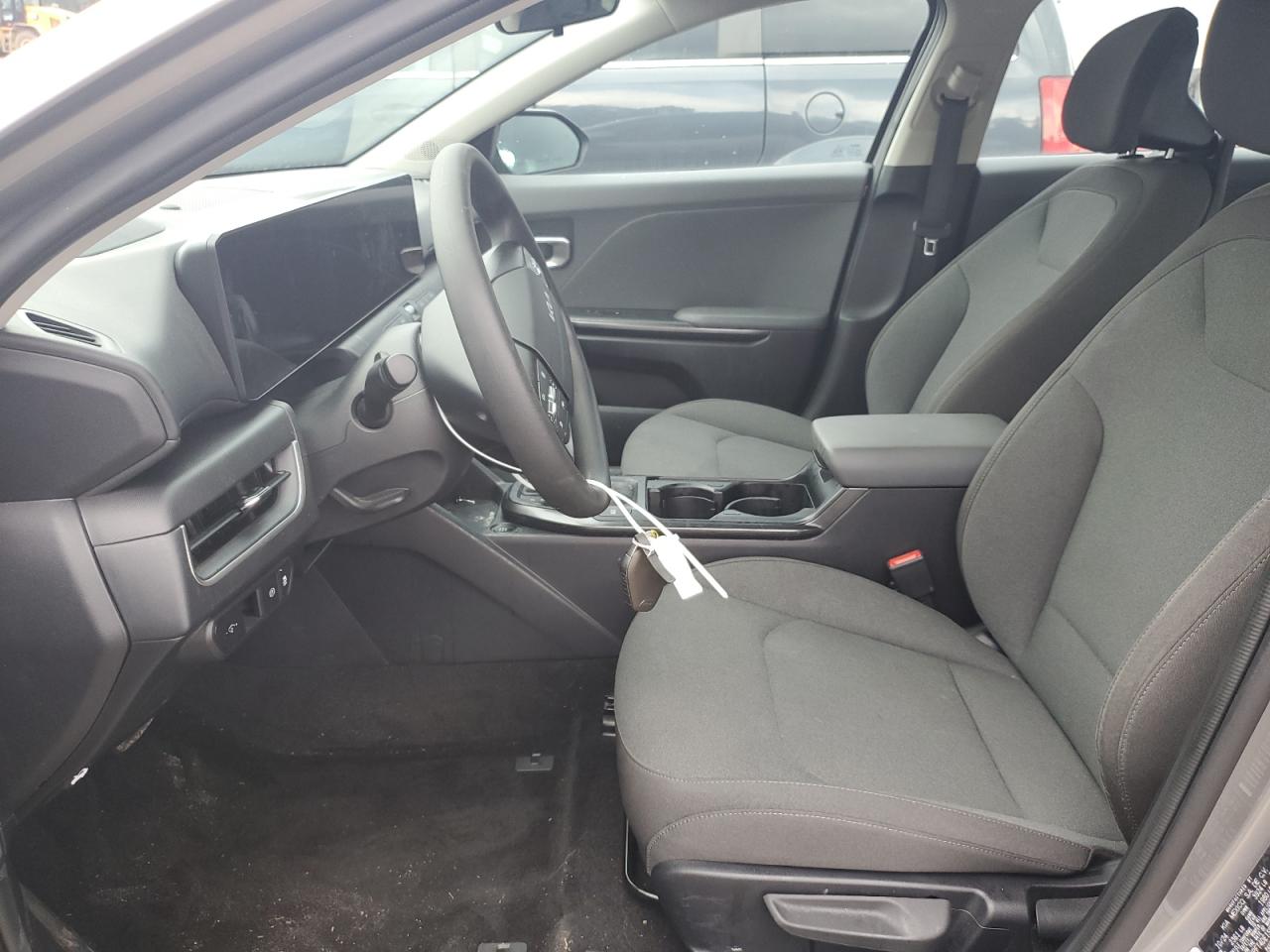 2025 Kia K4 Lx VIN: 3KPFT4DE1SE041679 Lot: 63799525