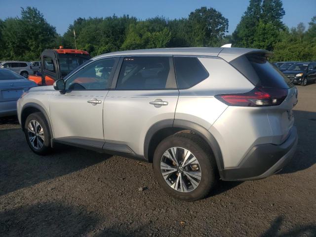  NISSAN ROGUE 2022 Srebrny