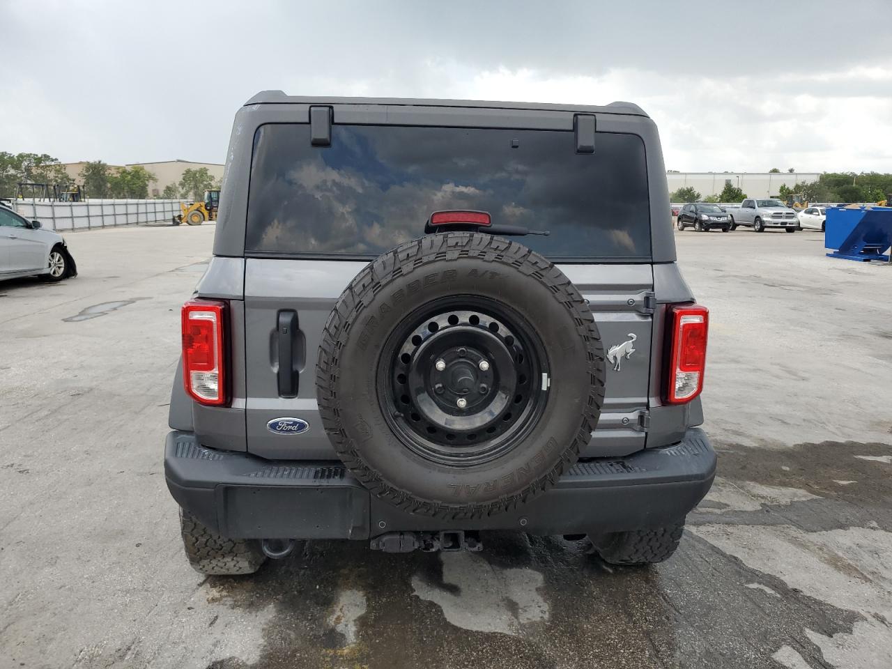 2023 Ford Bronco Base VIN: 1FMDE5CP3PLB44400 Lot: 63839205