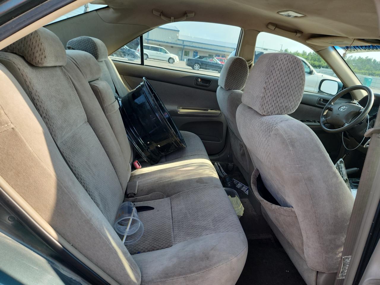 2004 Toyota Camry Le VIN: 4T1BE32K34U277326 Lot: 63851165