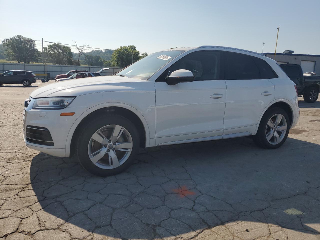 wa1anafy9j2209715 WA1ANAFY9J2209715 2018 Audi Q5 Premium