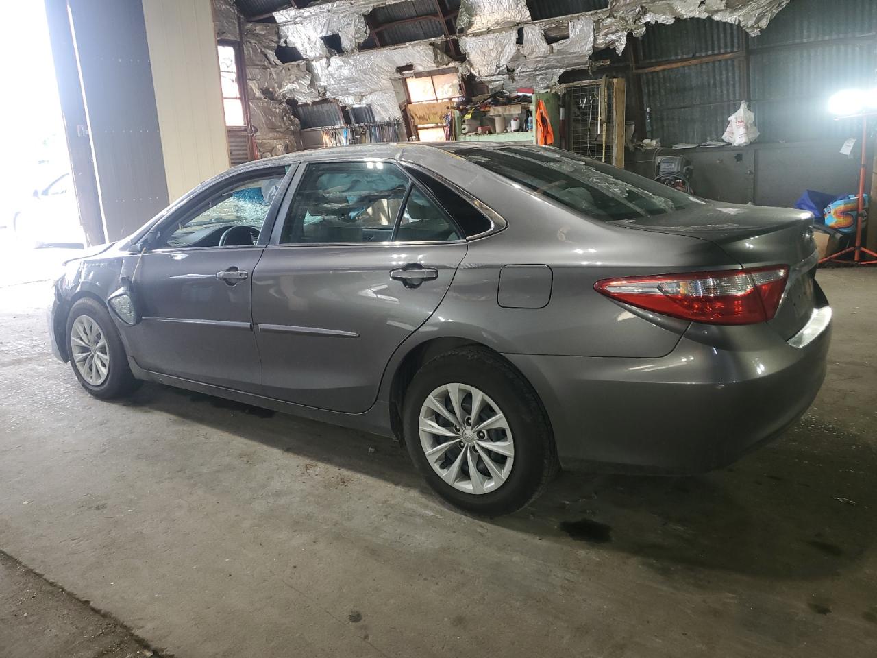 4t4bf1fk8gr531425 4T4BF1FK8GR531425 2016 Toyota Camry Le