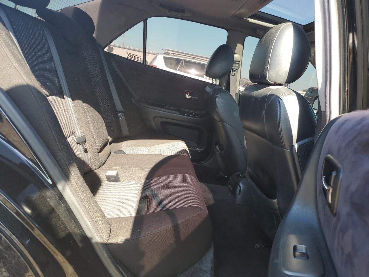 2003 Lexus Is 300 VIN: JTHBD192030074254 Lot: 63560745