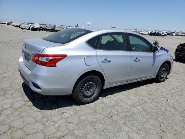 Sedans NISSAN SENTRA 2016 Srebrny