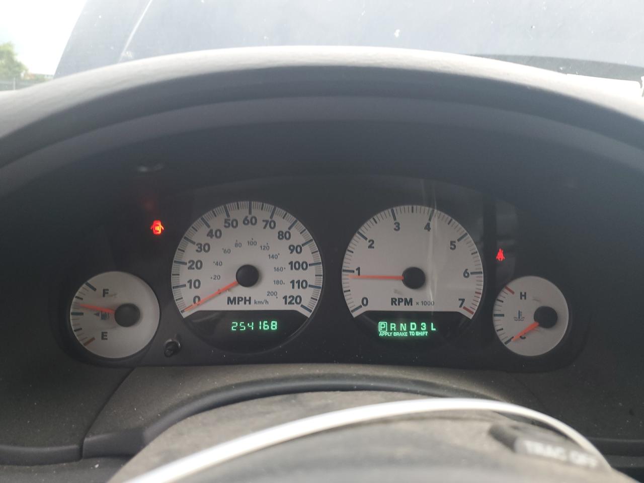 2005 Dodge Grand Caravan Sxt VIN: 2D4GP44L55R114162 Lot: 64740965