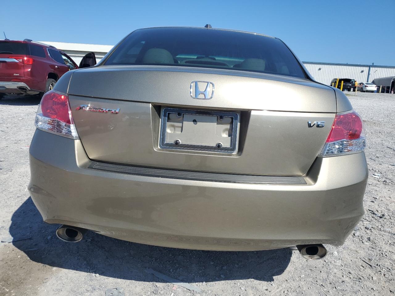 2010 Honda Accord Exl VIN: 1HGCP3F80AA008233 Lot: 64877955