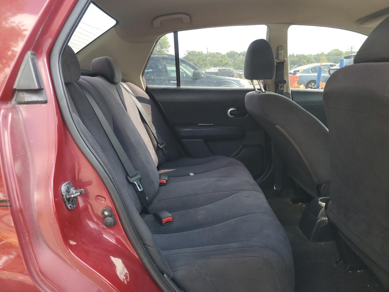 2008 Nissan Versa S VIN: 3N1BC11E68L376770 Lot: 63911695