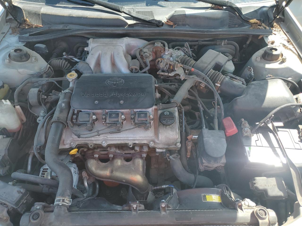 2001 Toyota Camry Le VIN: 4T1BF22K81U127618 Lot: 65903205