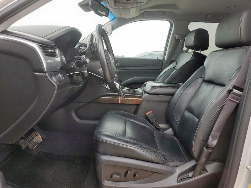  CHEVROLET SUBURBAN 2016 Srebrny