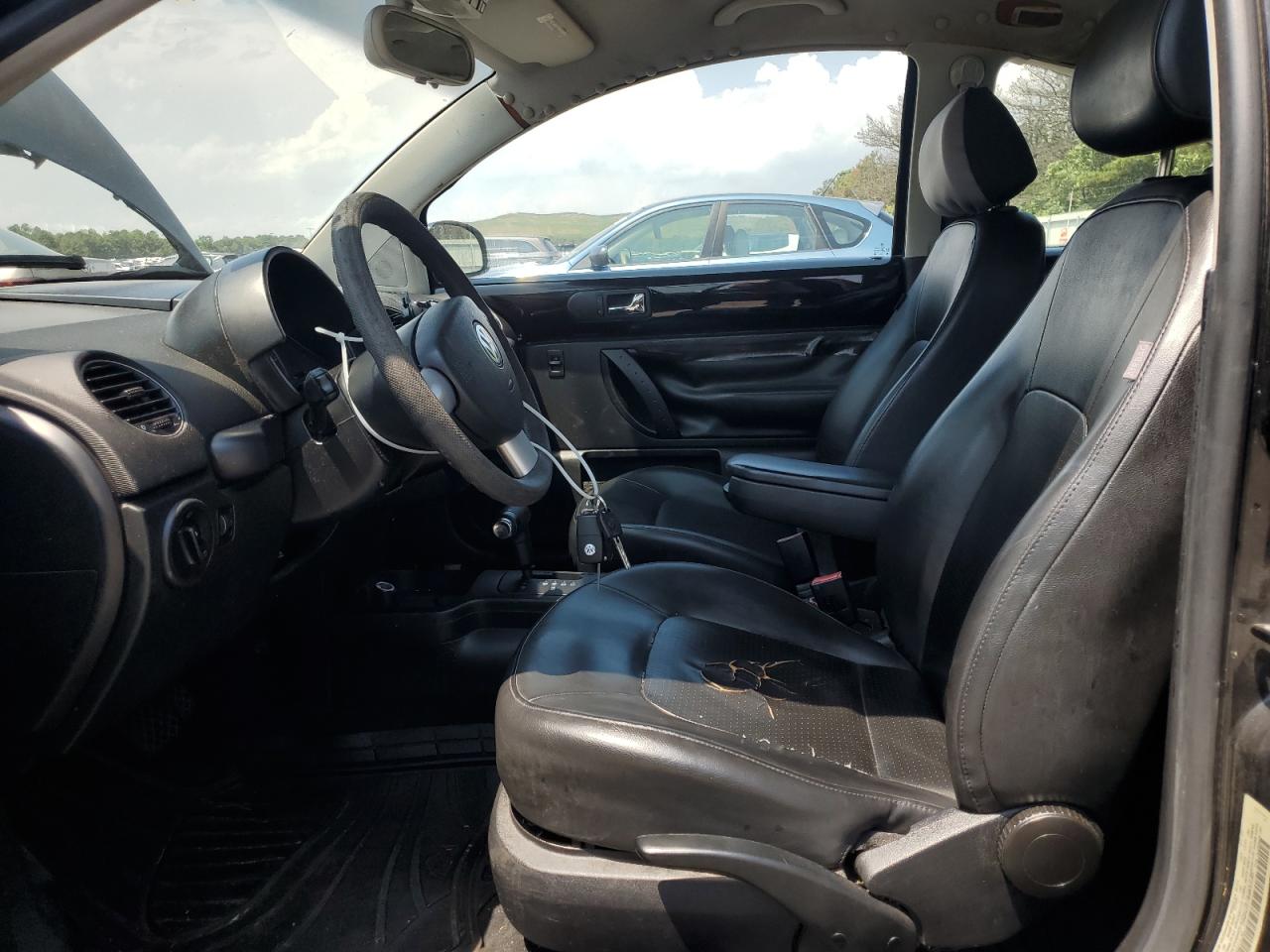 2008 Volkswagen New Beetle S VIN: 3VWPW31C48M501065 Lot: 63899745