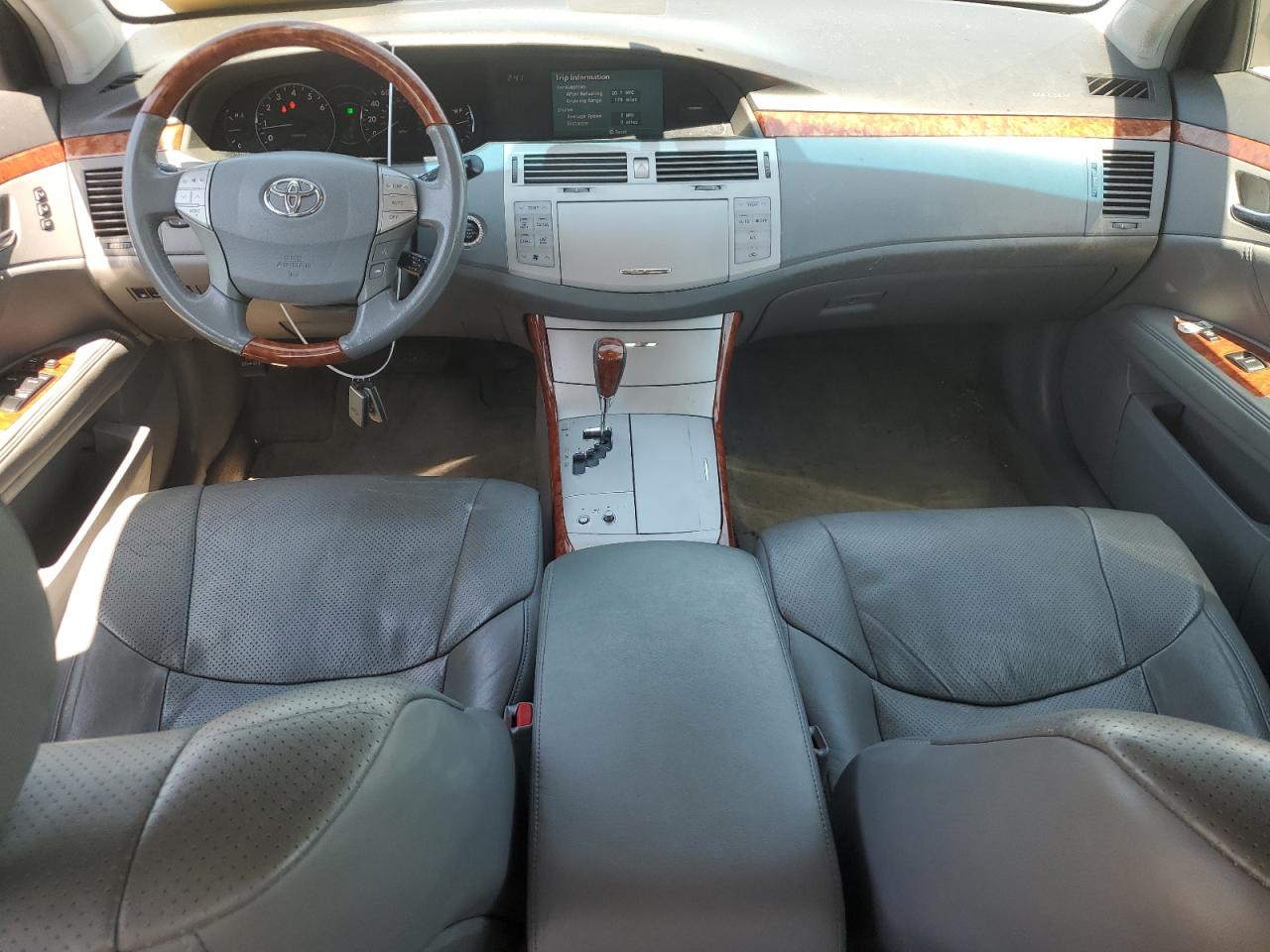 2005 Toyota Avalon Xl VIN: 4T1BK36B35U052442 Lot: 65134335