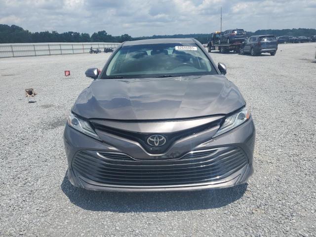 TOYOTA CAMRY 2018 Серый