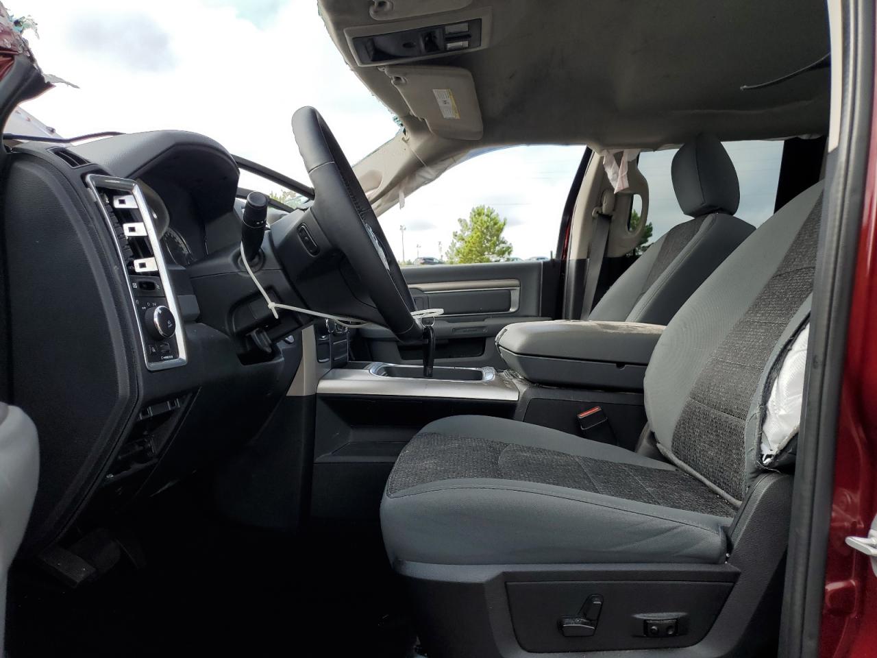 1c6rr6gt0js239657 1C6RR6GT0JS239657 2018 Ram 1500 Slt