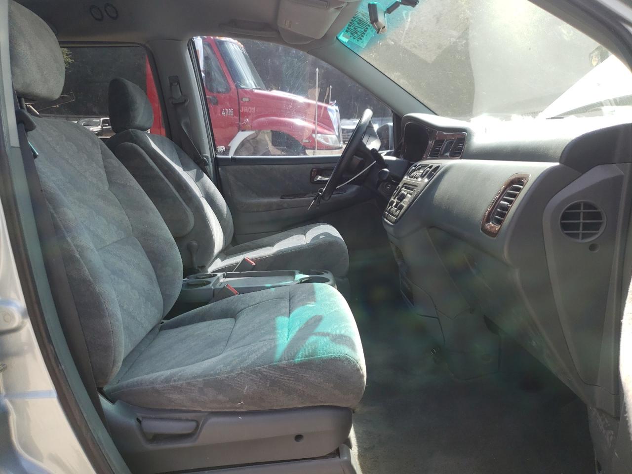 2004 Honda Odyssey Ex VIN: 5FNRL18834B136080 Lot: 63662595