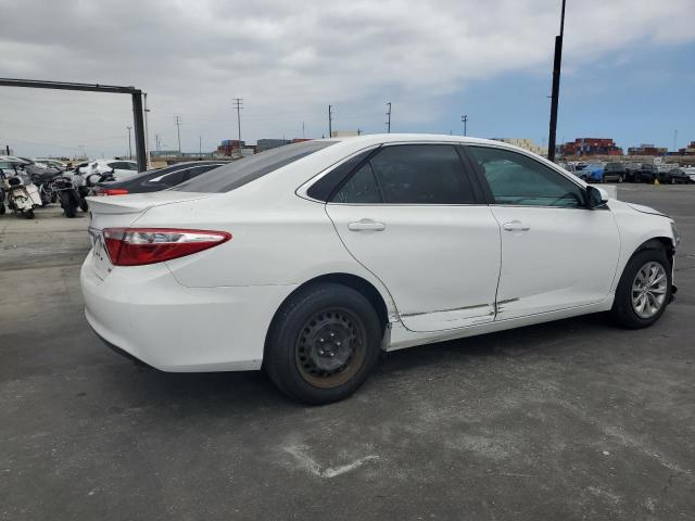  TOYOTA CAMRY 2015 White
