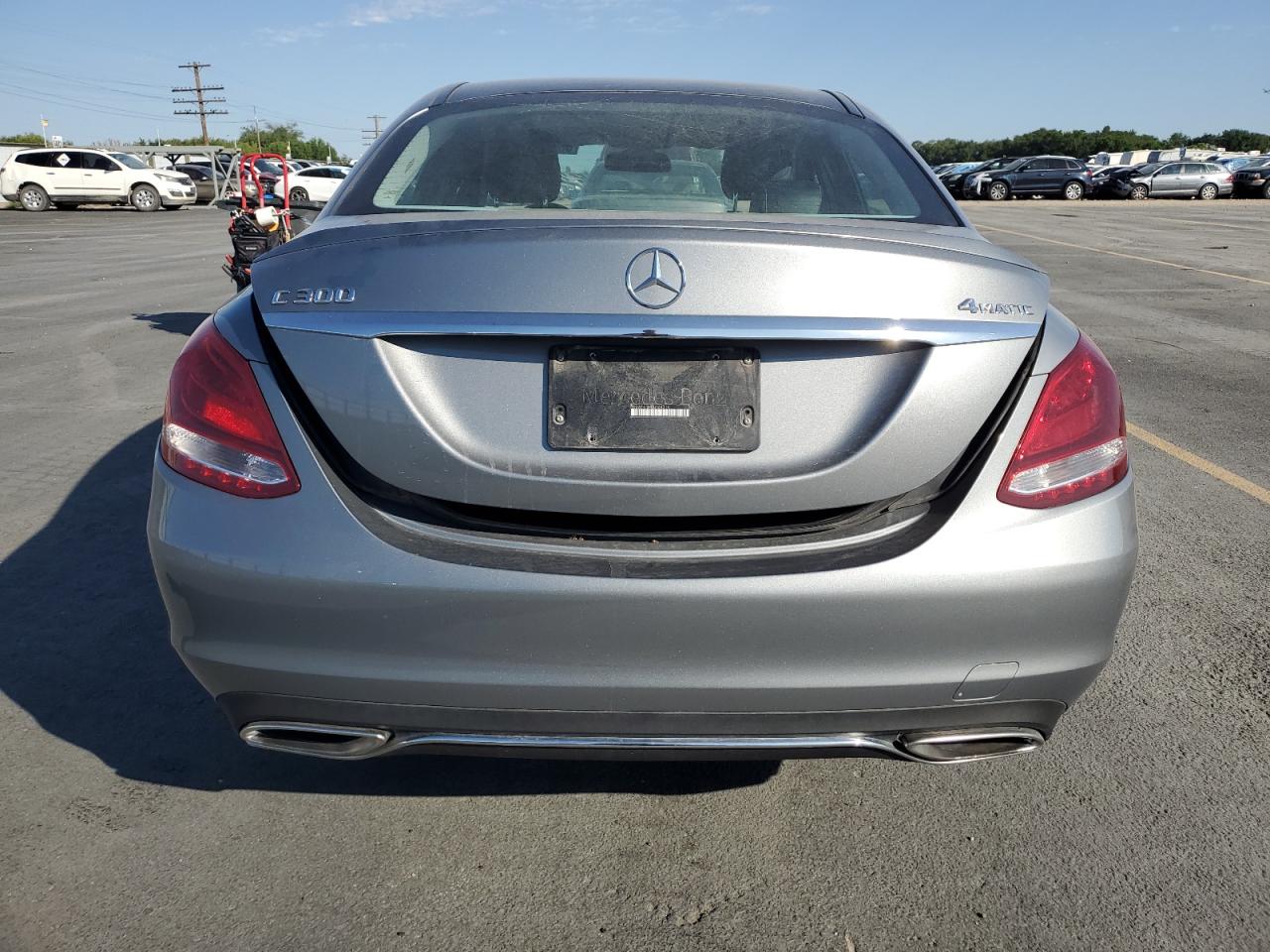 2016 Mercedes-Benz C 300 4Matic VIN: 55SWF4KB3GU103261 Lot: 63945105