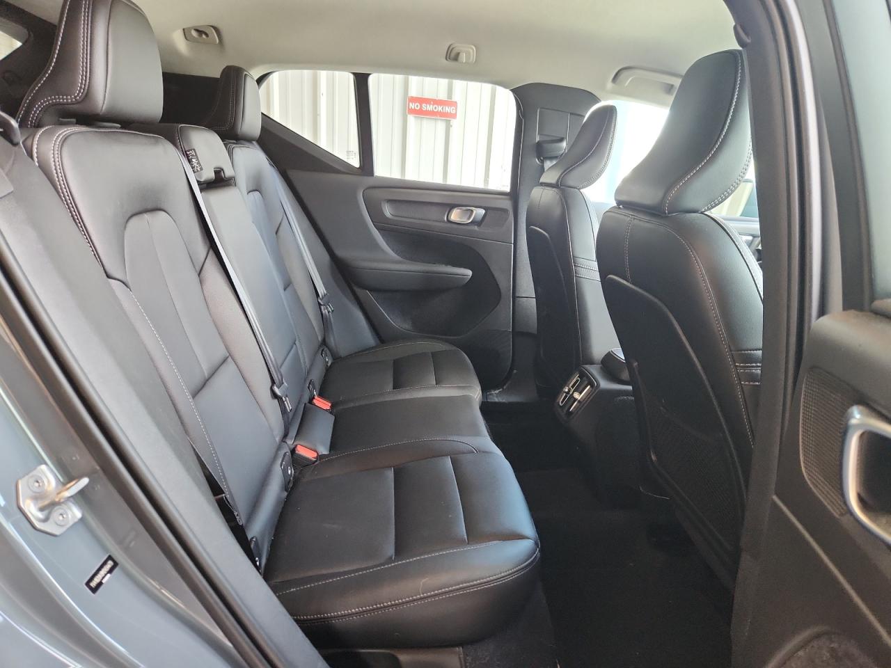 2021 Volvo Xc40 T5 Momentum VIN: YV4162UK8M2454479 Lot: 63034065