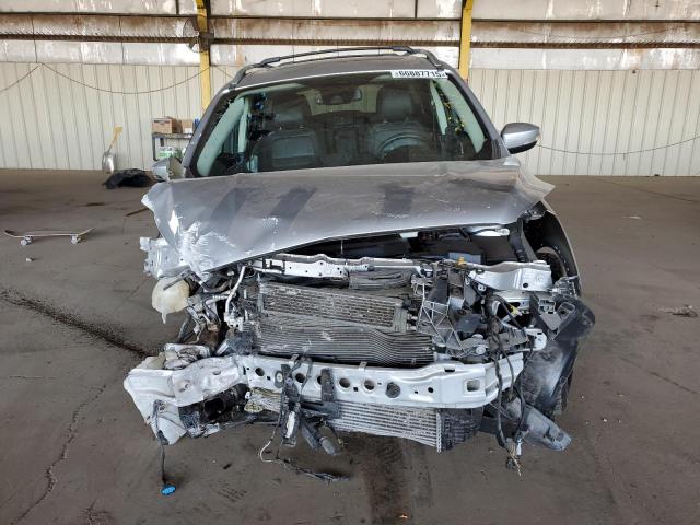  FORD ESCAPE 2017 Srebrny