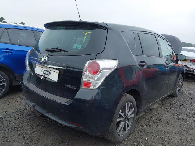 2014 TOYOTA VERSO ICON