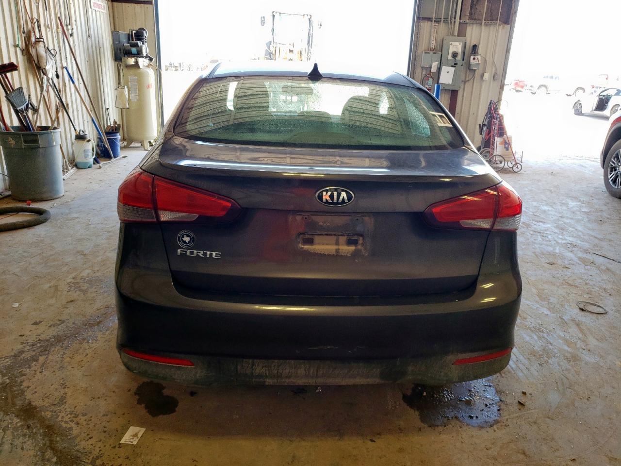 2017 Kia Forte Lx VIN: 3KPFK4A70HE115921 Lot: 65475795