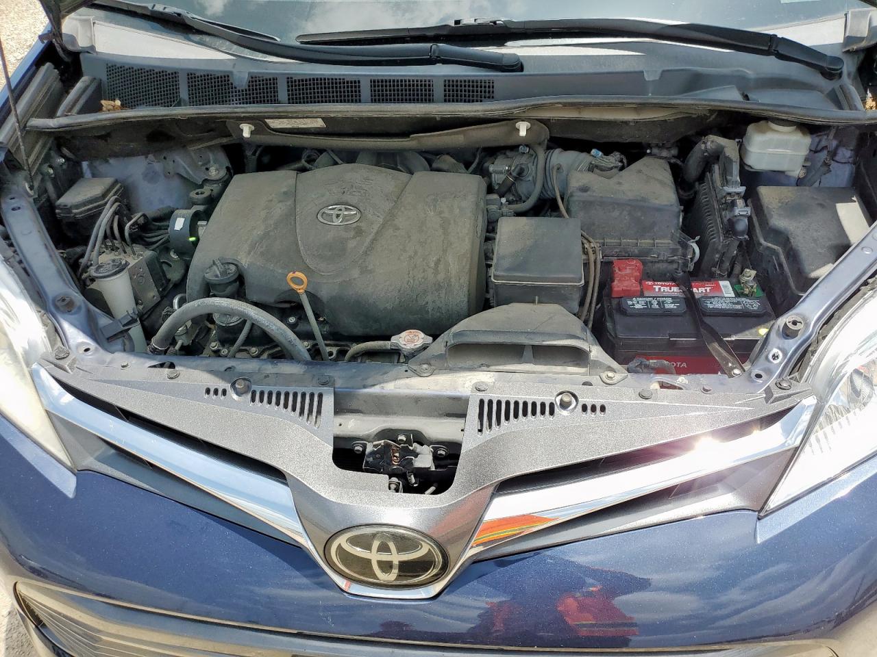 2019 Toyota Sienna Xle VIN: 5TDYZ3DC5KS004544 Lot: 64853985