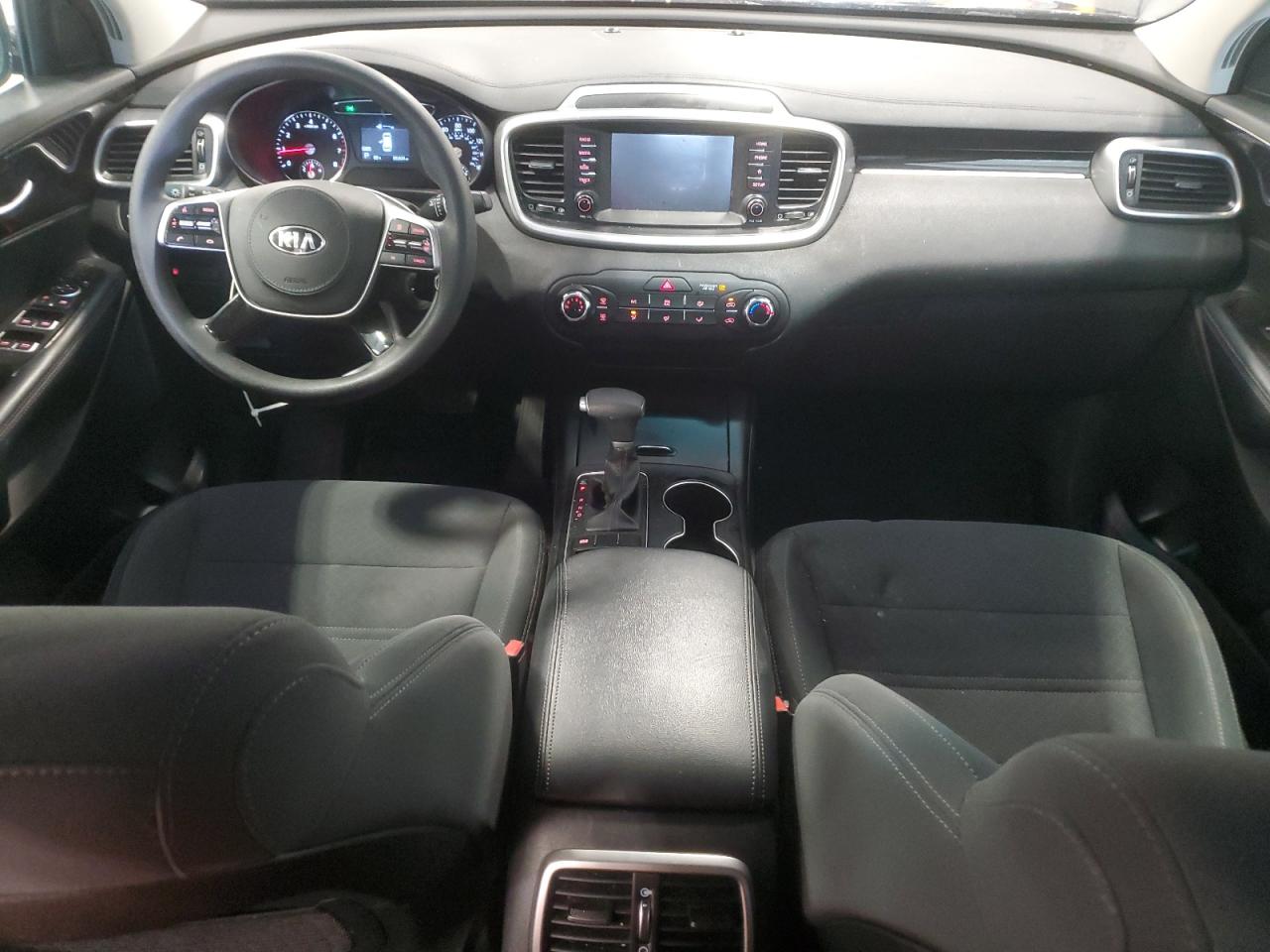 2020 Kia Sorento L VIN: 5XYPG4A39LG700415 Lot: 66138775