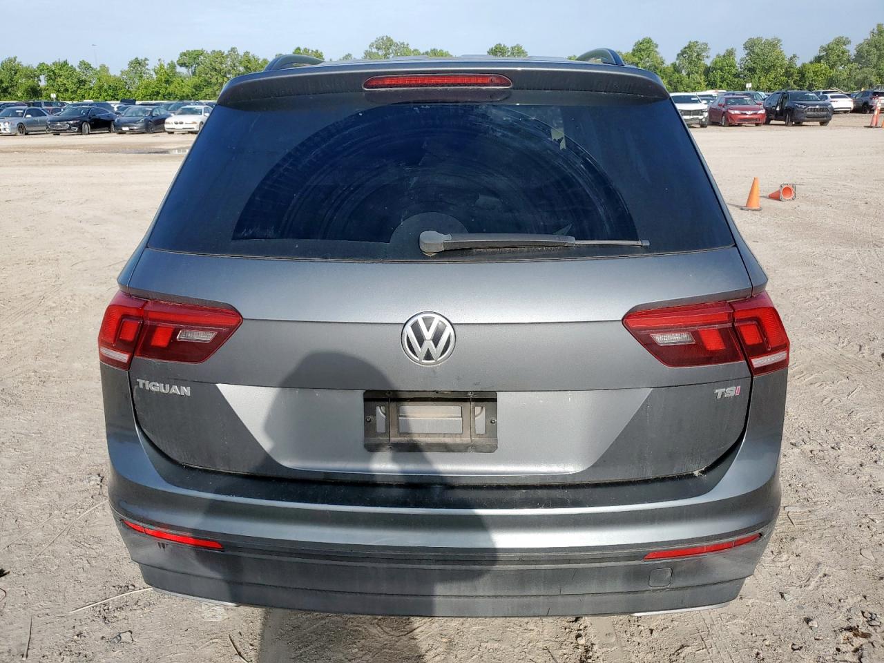 2018 Volkswagen Tiguan S VIN: 3VV1B7AX6JM118945 Lot: 64402815