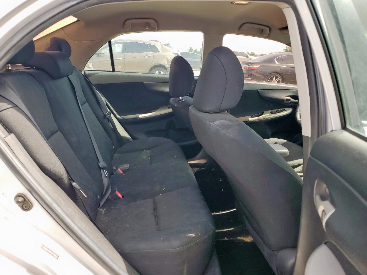 2010 Toyota Corolla Base VIN: 1NXBU4EE9AZ374038 Lot: 64583005