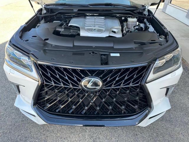 2017 LEXUS LX 570  