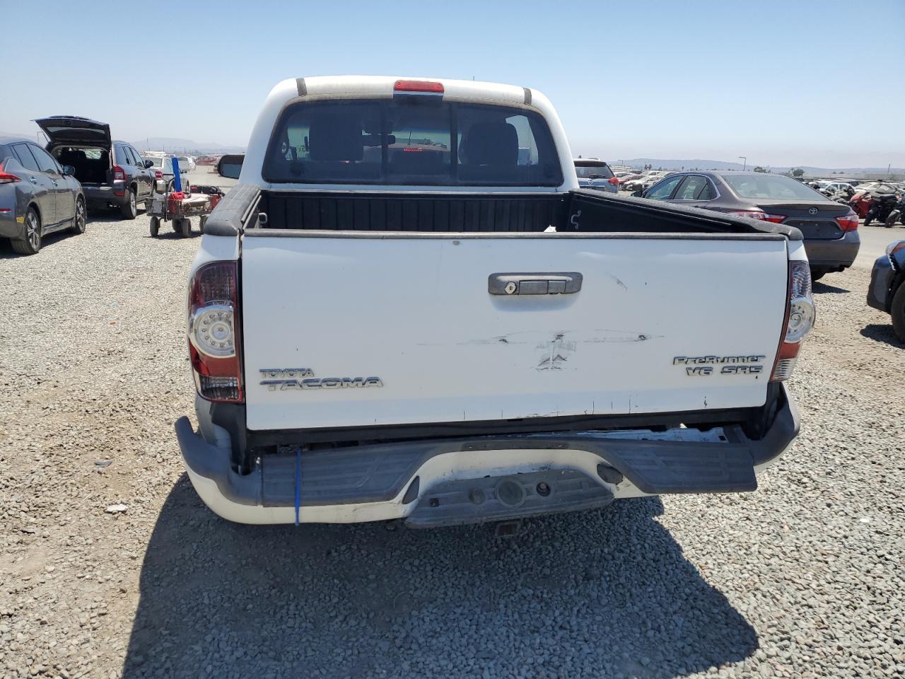 2013 Toyota Tacoma Double Cab Prerunner VIN: 3TMJU4GN1DM147982 Lot: 64634355