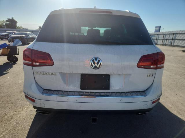  VOLKSWAGEN TOUAREG 2014 Biały