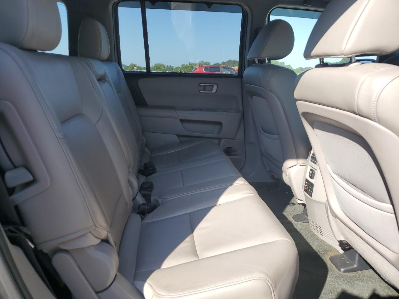 2015 Honda Pilot Touring VIN: 5FNYF4H99FB011858 Lot: 64741265