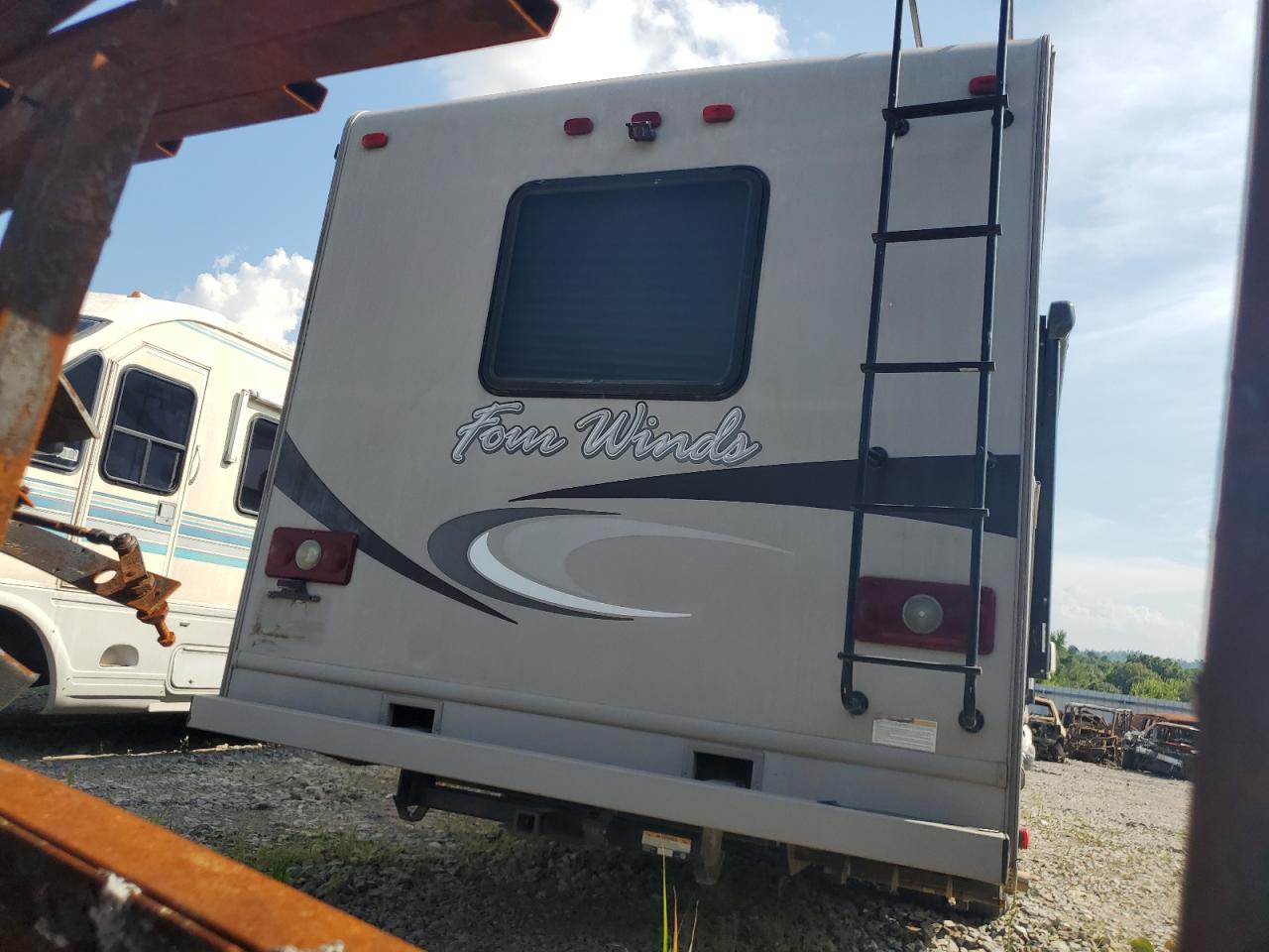 2015 Ford Econoline E450 Super Duty Cutaway Van VIN: 1FDXE4FS3FDA34091 Lot: 63699385