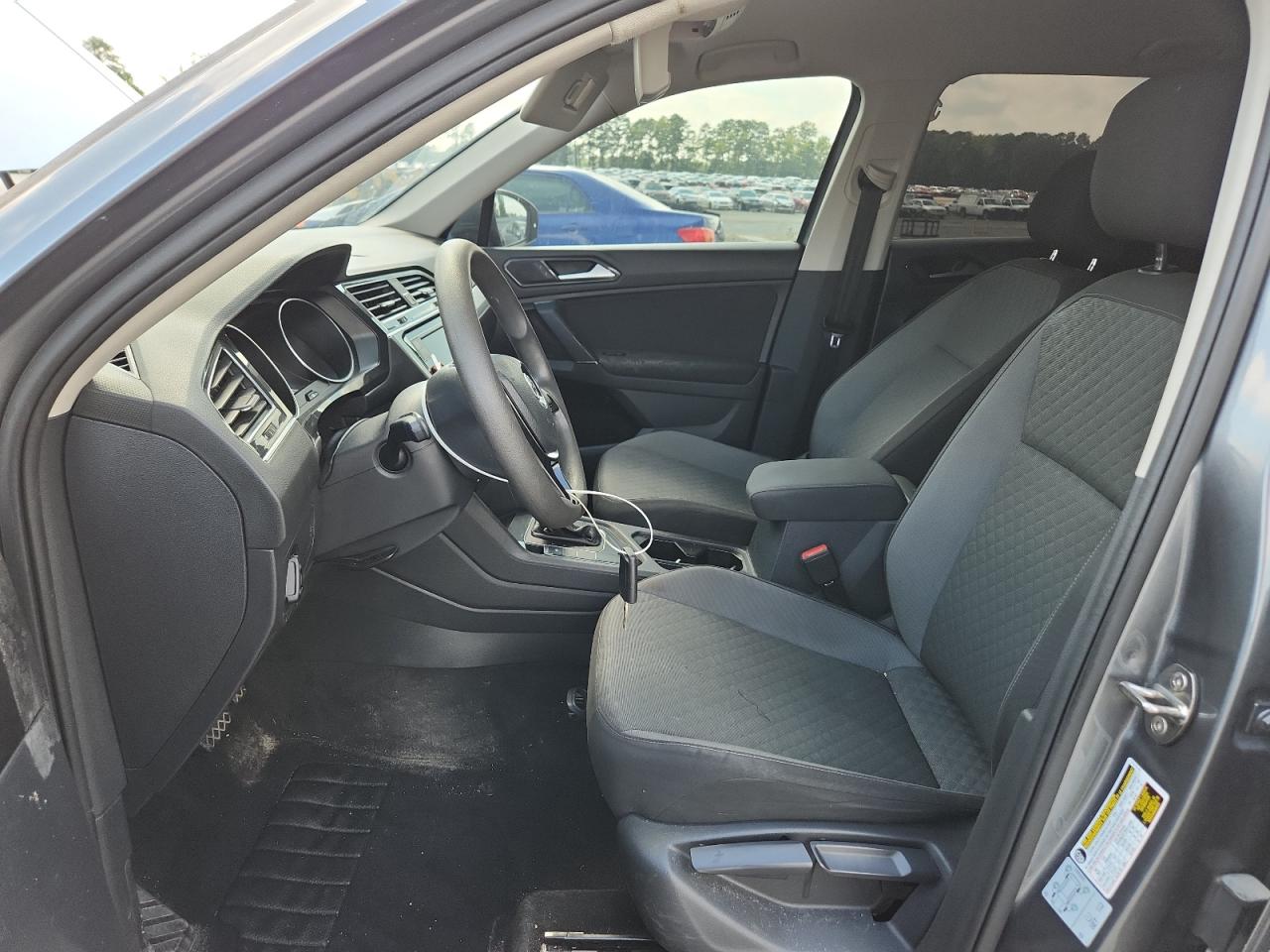 2018 Volkswagen Tiguan S VIN: 3VV1B7AX1JM024911 Lot: 64366905