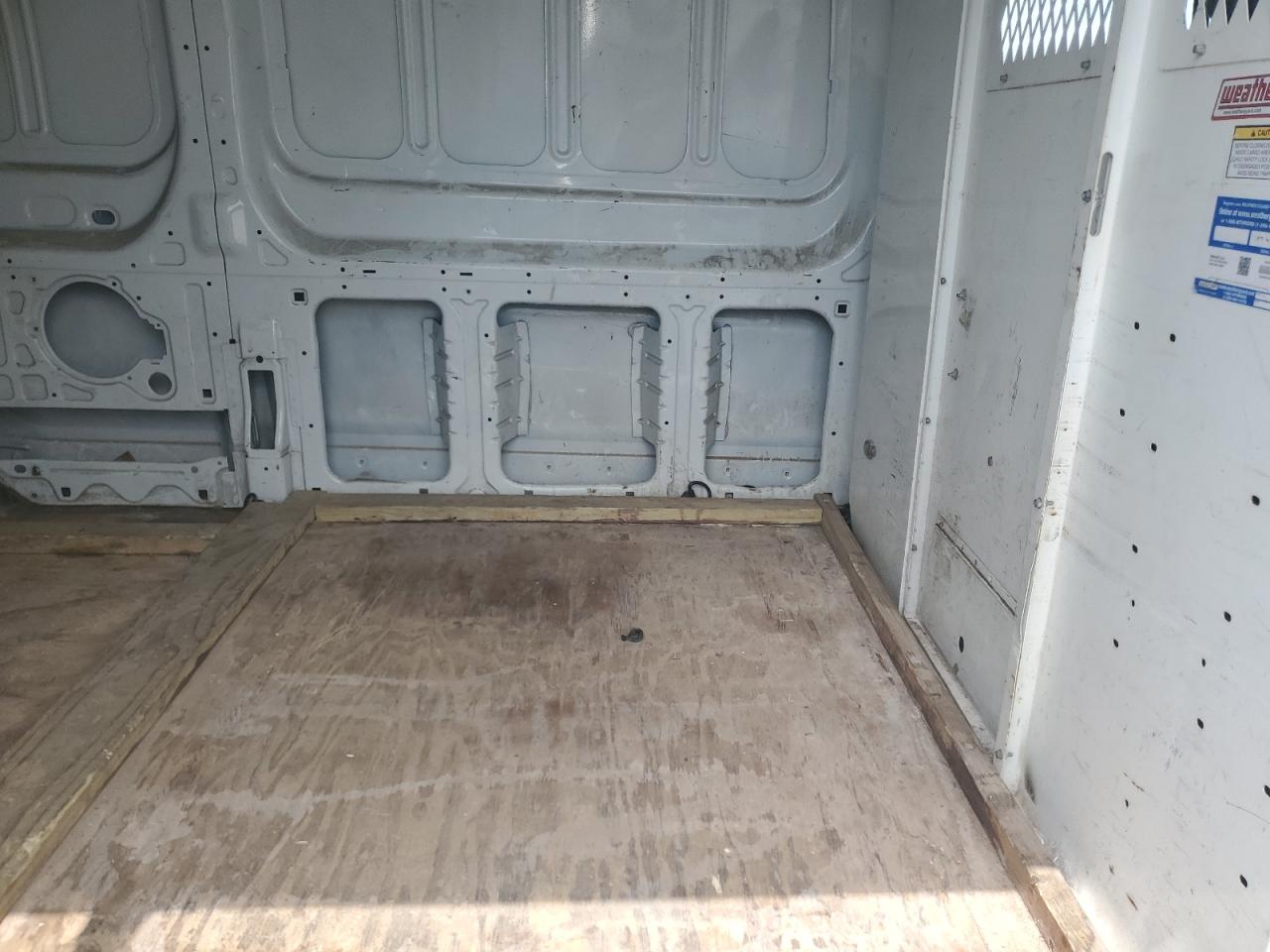 2016 Ford Transit T-250 VIN: 1FTYR2CM4GKB23687 Lot: 66909265