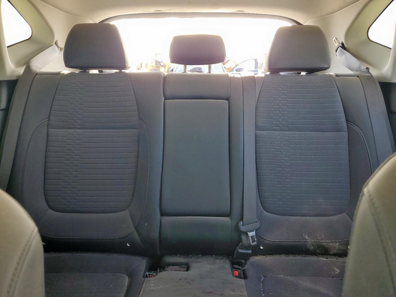 KNDEU2AA8P7398265 2023 Kia Seltos S