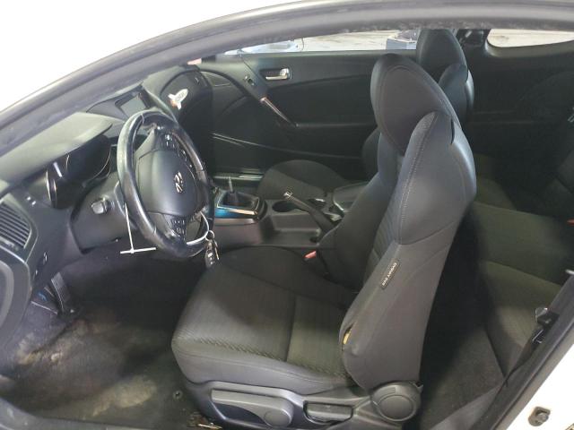  HYUNDAI GENESIS 2013 Biały
