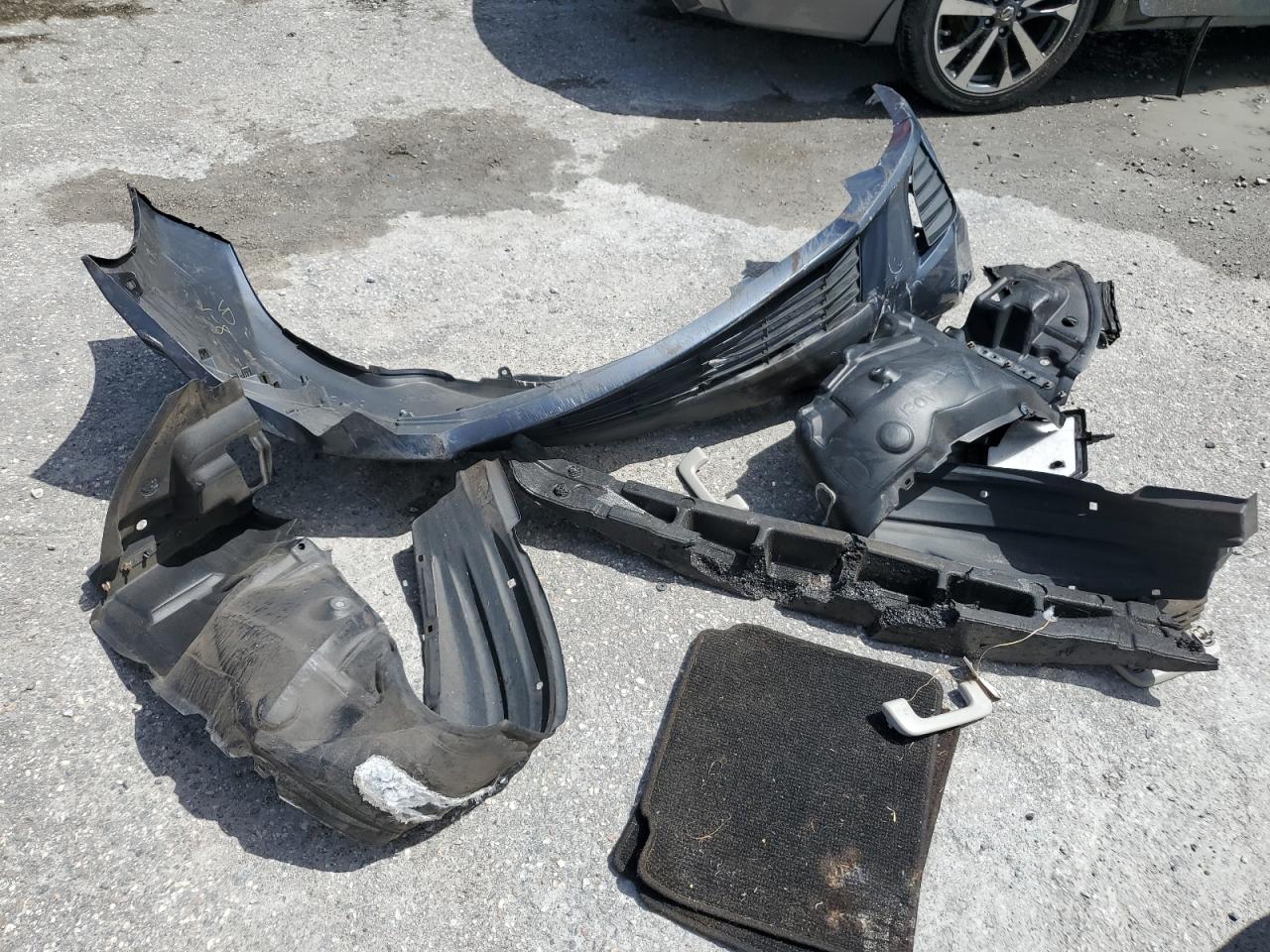 5yfburhe1ep069990 5YFBURHE1EP069990 2014 Toyota Corolla L