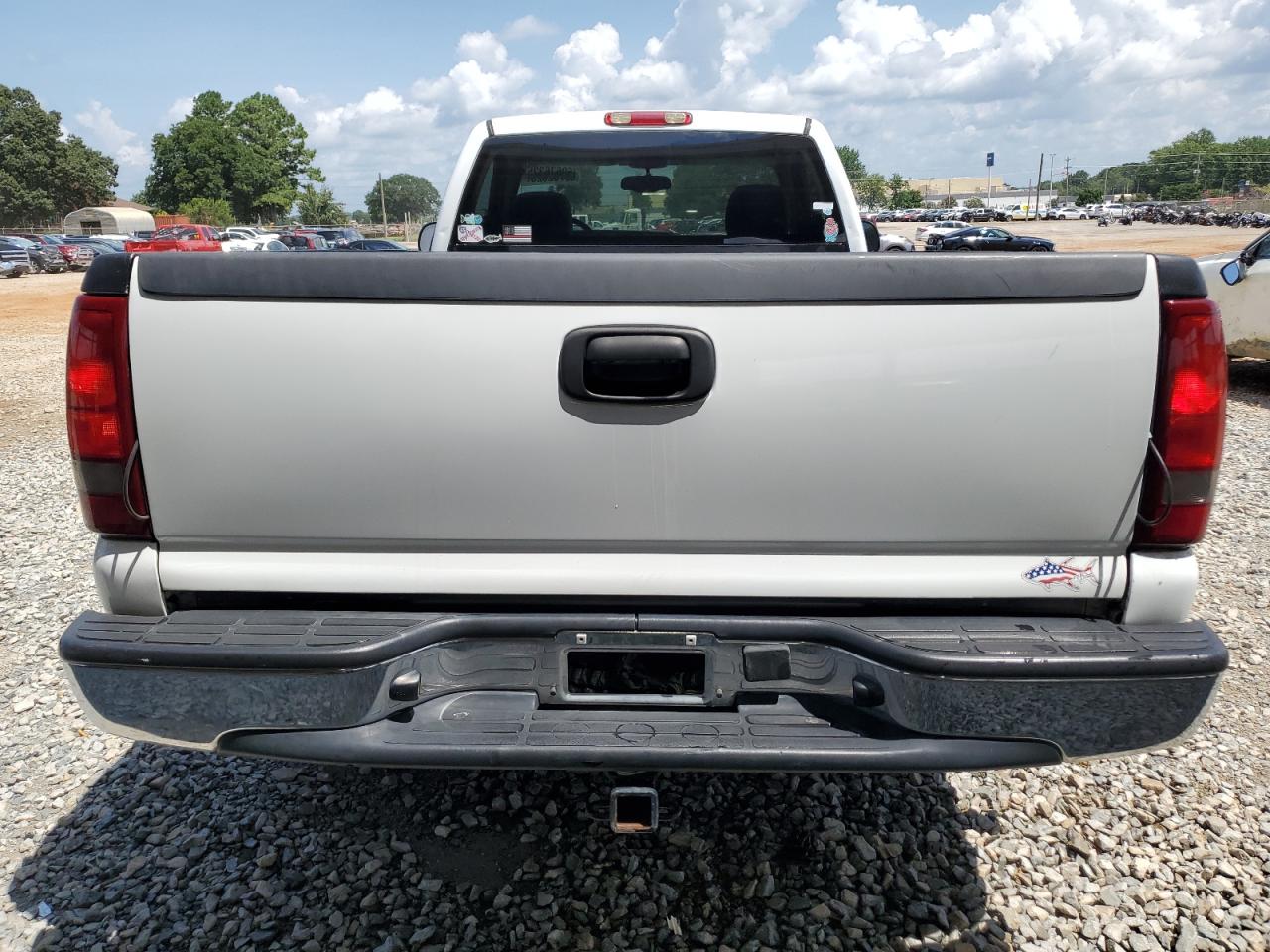 2004 GMC New Sierra C1500 VIN: 1GTEC14V14Z333219 Lot: 65702625