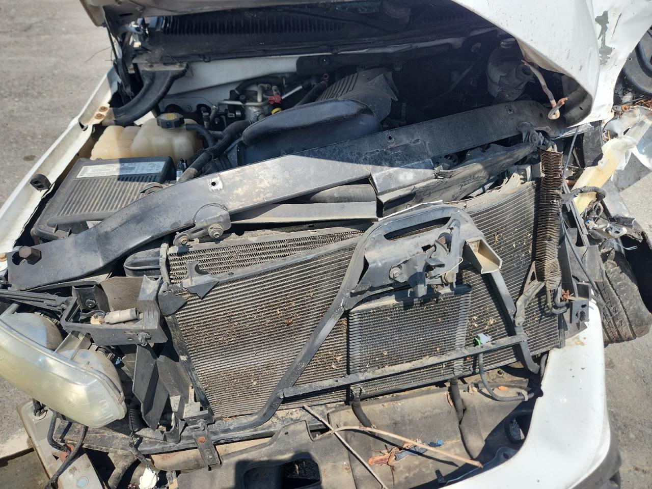 2003 Chevrolet Suburban C1500 VIN: 3GNEC16Z43G328490 Lot: 66633665