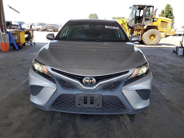  TOYOTA CAMRY 2020 Серебристый