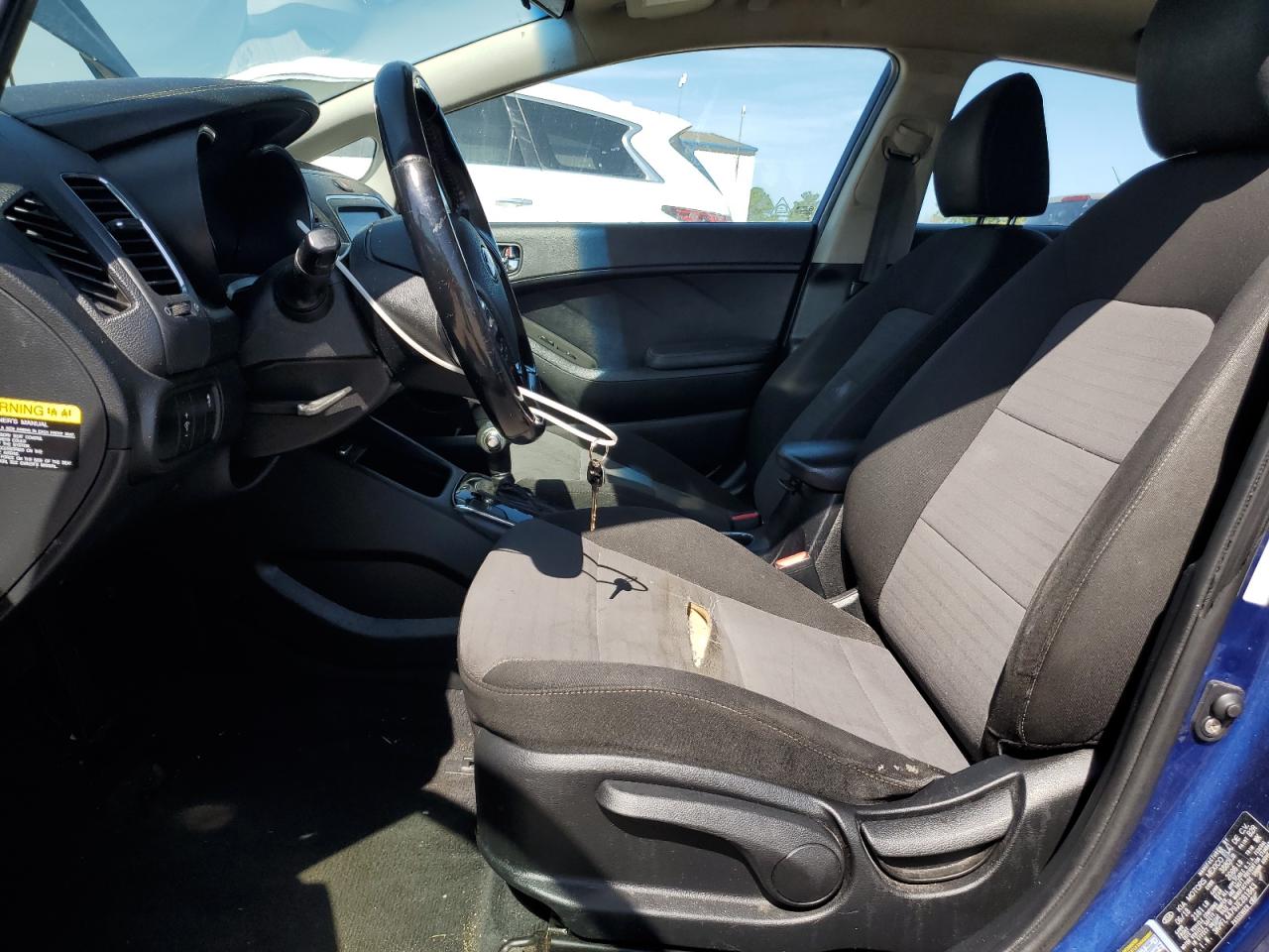 2018 Kia Forte Lx VIN: 3KPFL4A79JE281843 Lot: 64835495