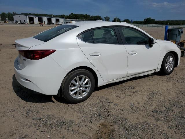  MAZDA 3 2016 Biały