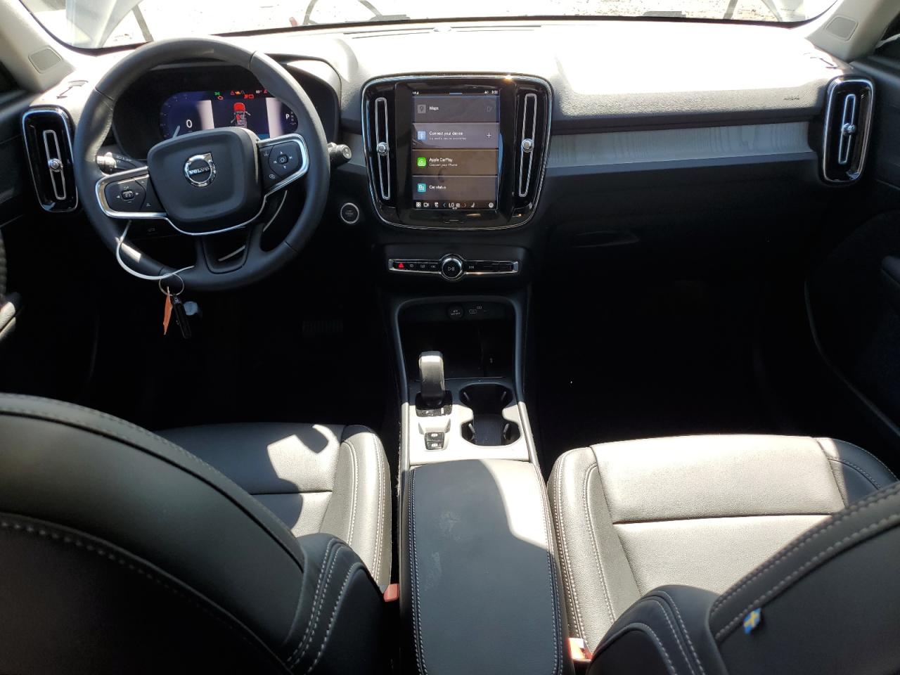 2025 Volvo Xc40 Core VIN: YV4L12UJ2S2599951 Lot: 63327195