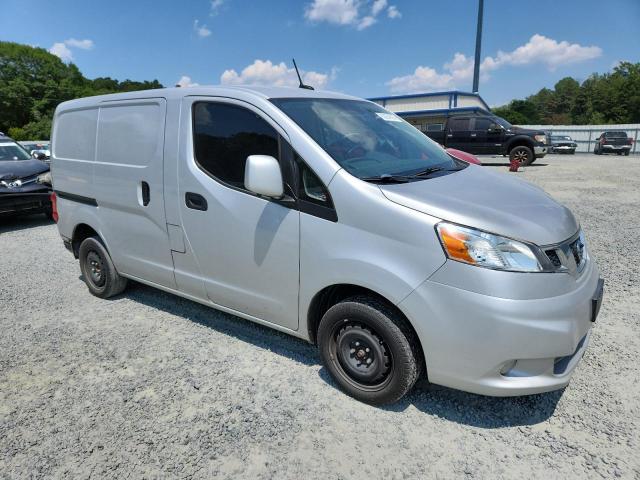  NISSAN NV 2019 Серебристый